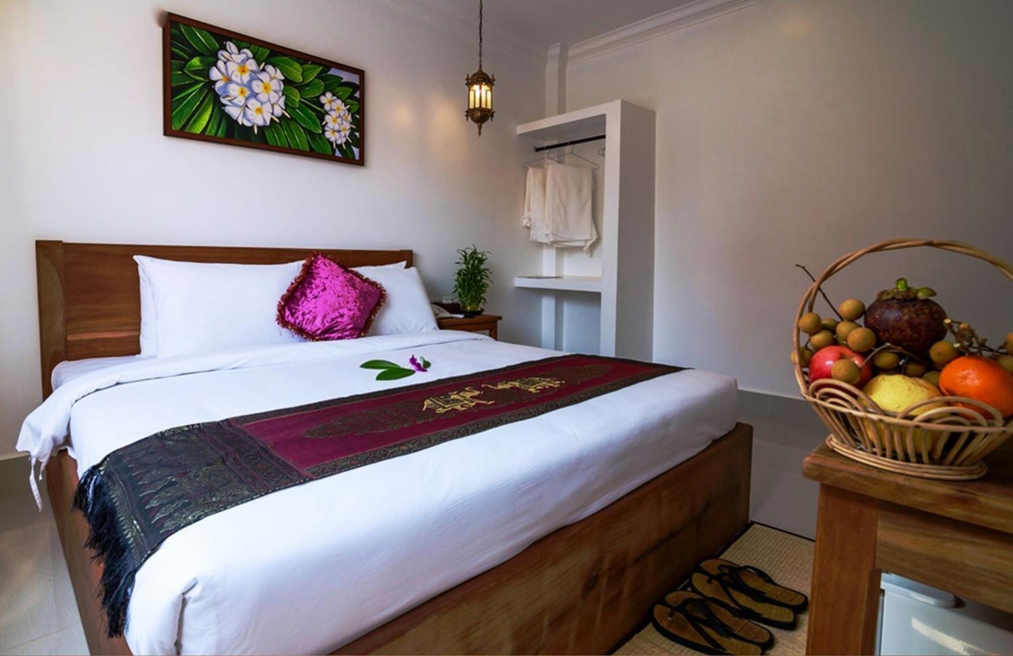 Plumeria Hotel & Spa Siem Reap Quarto foto